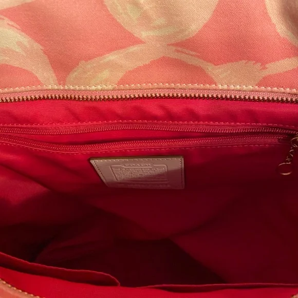 Coach Pink and Cream Tote with Circle Design - Picture 6 of 9